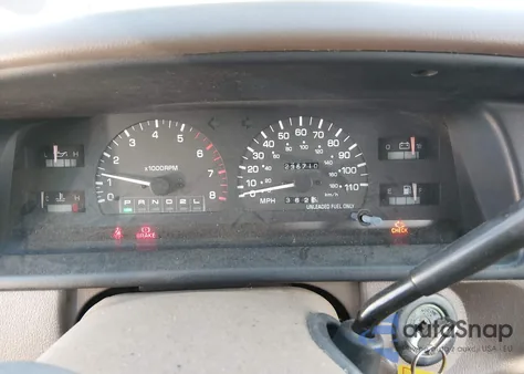 1997 Toyota T100 Dx V6 z USA, uszkodzony, nr VIN JT4UN22D9V0042012